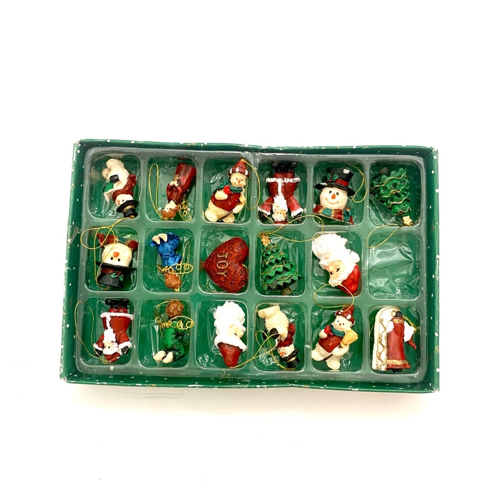 Dillards Vintage Christmas Holiday Mini Ornaments Set of 17